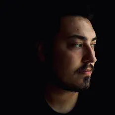 Ouve GEØRGE, vê vídeos de música, lê a biografia, vê as datas da digressão e muito mais!