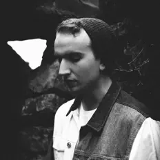 Dengarkan Maarten, tonton video musik, baca bio, lihat tanggal tur & lainnya!