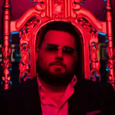 Halfofyouを聴いたり、ミュージックビデオを鑑賞したり、経歴やツアー日程などを確認したりしましょう！