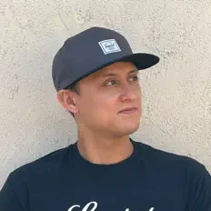 Ακούστε περιεχόμενο από Immaculit, παρακολουθήστε μουσικά βίντεο, διαβάστε το βιογραφικό, δείτε ημερομηνίες περιοδείας, και πολλά ακόμη!