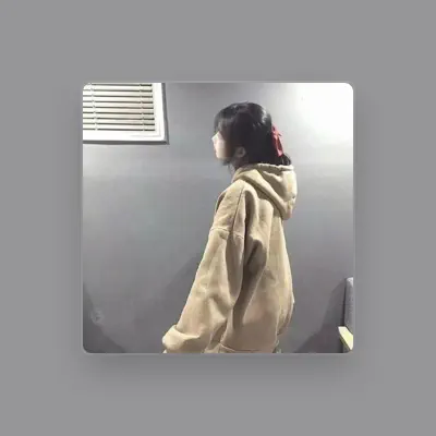 Listen to 余小磊, watch music videos, read bio, see tour dates & more!