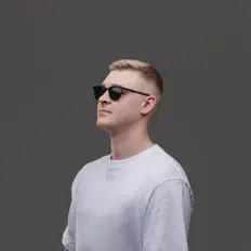 Listen to Jayms, watch music videos, read bio, see tour dates & more!