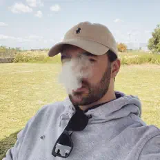 收听 Ale Berraquero、观看音乐视频、阅读小传、查看巡演日期等 ！