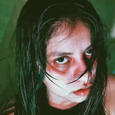 Ouve Manic Paranoid, vê vídeos de música, lê a biografia, vê as datas da digressão e muito mais!