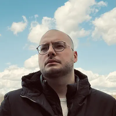 Listen to RVNLLO, watch music videos, read bio, see tour dates & more!