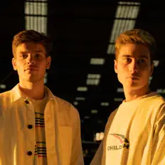 Ascolta FarFlow, guarda video musicali, leggi la biografia, vedi le date del tour & altro!