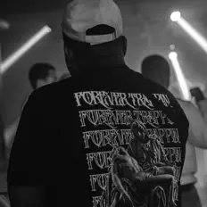 Ascolta Oscar Meyer, guarda video musicali, leggi la biografia, vedi le date del tour & altro!