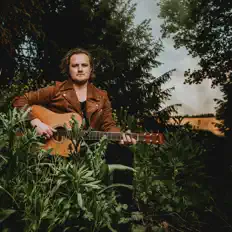 Escucha a Jason Mercer, mira videos musicales, lee su biografía, consulta las fechas de las gira y más.