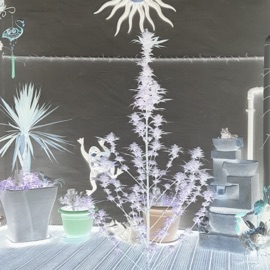 Oracle's of us (feat. Spam Hoolie & K.E. on the track) Power to the peaceful