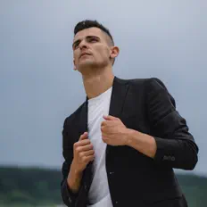 Listen to Ніколас Карма, watch music videos, read bio, see tour dates & more!