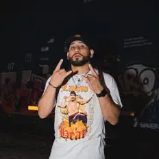 Poslechněte si interpreta Tavo tha Trill, sledujte hudební videa, přečtěte si životopis, podívejte se na data turné a další informace.
