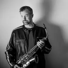 Shawn Maxwell을(를) 듣고, 뮤직 비디오를 보고, 약력을 읽고, 투어 일정 등을 확인하세요!