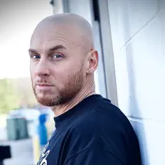 Écoutez Ephect, regardez des vidéoclips, lisez la biographie, consultez les dates de tournée et plus encore !