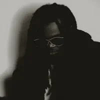 Ascolta undefined, guarda video musicali, leggi la biografia, vedi le date del tour & altro!