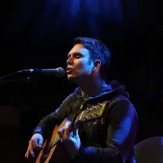 Ouça Beerjacket, assista a videoclipes, leia a biografia, veja as datas das turnês e mais!