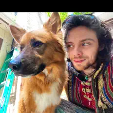 Dengarkan Nick Tuttle, tonton video musik, baca bio, lihat tanggal tur & lainnya!