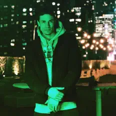 Roland Cespedes सुनें, म्यूज़िक वीडियो देखें, बायो पढ़ें, दौरे की तारीखें और बहुत कुछ देखें!