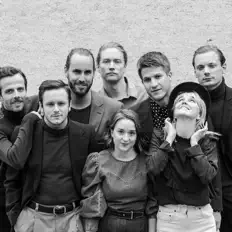 Posłuchaj wykonawcy Hayde Bluegrass Orchestra, obejrzyj teledyski, przeczytaj biografię, zobacz daty tras koncertowych i nie tylko!