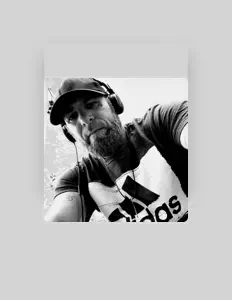 Escucha a Klealix, mira videos musicales, lee su biografía, consulta las fechas de las gira y más.