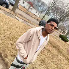 ODM Dramaを聴いたり、ミュージックビデオを鑑賞したり、経歴やツアー日程などを確認したりしましょう！