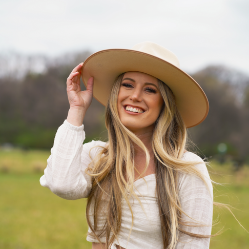 Kelsey Lamb - Apple Music