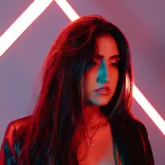 Dengarkan Natalie, tonton video musik, baca bio, lihat tanggal tur & lainnya!