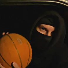 VADIM MUST dinle, müzik videolarını izle, biyografisini oku, tur tarihlerini ve daha fazlasını gör!