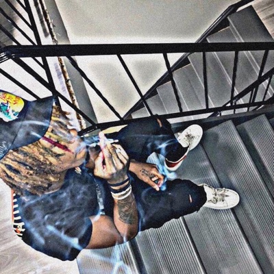 In love with the money - Single