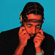 B. Huddyを聴いたり、ミュージックビデオを鑑賞したり、経歴やツアー日程などを確認したりしましょう！