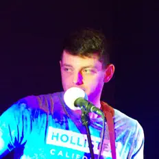 Dengarkan Luke Stone, tonton video musik, baca bio, lihat tanggal tur & lainnya!