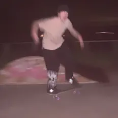 hollow way을(를) 듣고, 뮤직 비디오를 보고, 약력을 읽고, 투어 일정 등을 확인하세요!