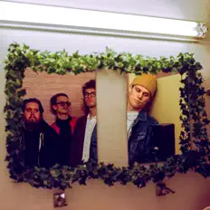 聆聽 Perspective, a Lovely Hand to Hold、觀看音樂影片、閱讀小傳、查看巡演日期等！