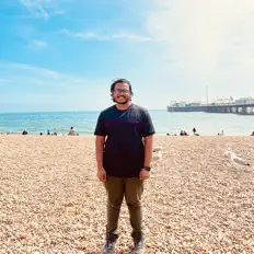 Dengarkan DJ VEKTOR, tonton video musik, baca bio, lihat tanggal tur & lainnya!
