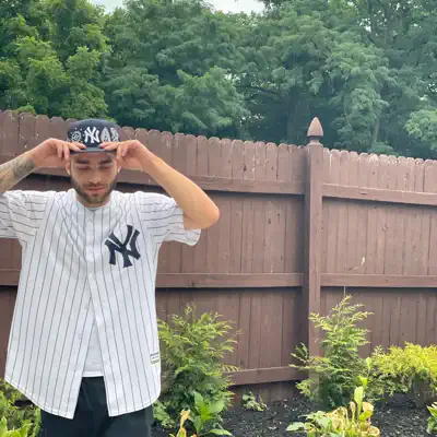 Listen to Nickysees, watch music videos, read bio, see tour dates & more!