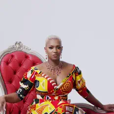 Ouça Munàh, assista a videoclipes, leia a biografia, veja as datas das turnês e mais!