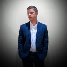 收听 Francisco Cruz、观看音乐视频、阅读小传、查看巡演日期等 ！