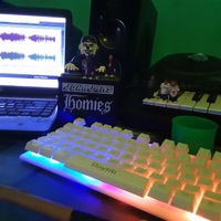 Gravando y fumando yeik - Single - Gray Side 821