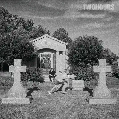 Escucha 8 de Two Hours.