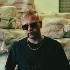 Dengarkan Stefan Addo, tonton video musik, baca bio, lihat tanggal tur & lainnya!