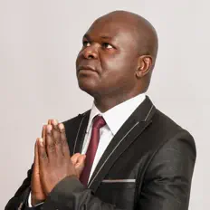 Ascolta Rev Patrick Ndlovu, guarda video musicali, leggi la biografia, vedi le date del tour & altro!