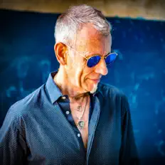 Listen to Joe Locke, watch music videos, read bio, see tour dates & more!