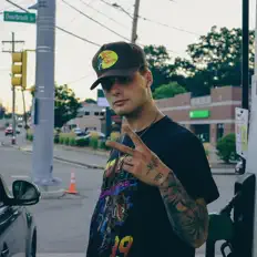 Facu dinle, müzik videolarını izle, biyografisini oku, tur tarihlerini ve daha fazlasını gör!