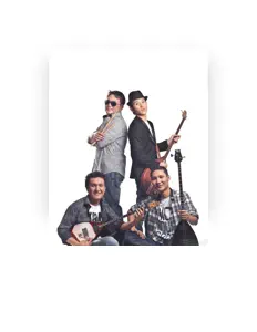 Hör dir Aldaspan an, schau dir Musikvideos an, lies die Biografie, finde Tourdaten und mehr!