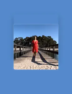 收听 Rebecca Meagher、观看音乐视频、阅读小传、查看巡演日期等 ！