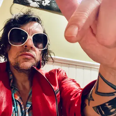 Listen to Eric Az, watch music videos, read bio, see tour dates & more!