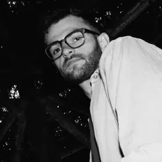 Posłuchaj wykonawcy Dan Langa, obejrzyj teledyski, przeczytaj biografię, zobacz daty tras koncertowych i nie tylko!