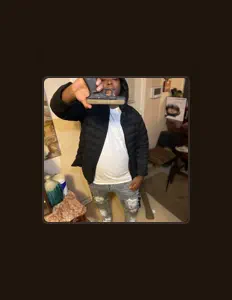 Etk Fat सुनें, म्यूज़िक वीडियो देखें, बायो पढ़ें, दौरे की तारीखें और बहुत कुछ देखें!