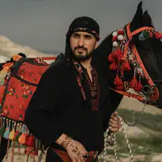 Ouve Dilsher Agiri, vê vídeos de música, lê a biografia, vê as datas da digressão e muito mais!