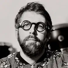 Hör dir Thibaut from Ouaga an, schau dir Musikvideos an, lies die Biografie, finde Tourdaten und mehr!