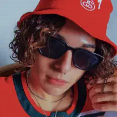 Jp Avenoir dinle, müzik videolarını izle, biyografisini oku, tur tarihlerini ve daha fazlasını gör!